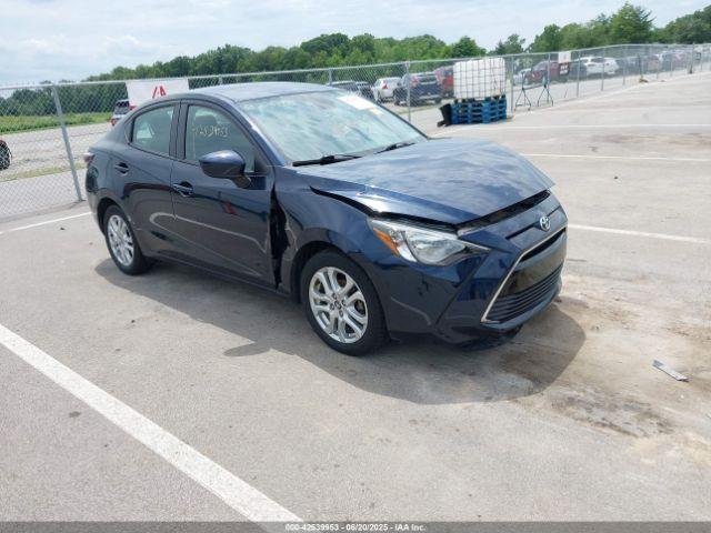  Salvage Toyota Yaris