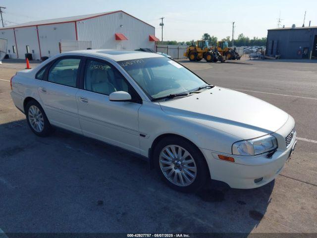  Salvage Volvo S80