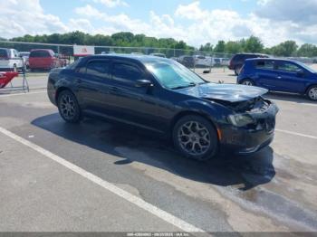  Salvage Chrysler 300