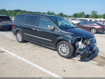  Salvage Chrysler Town & Country