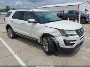  Salvage Ford Explorer