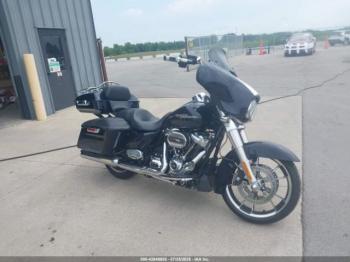  Salvage Harley-Davidson Flhx