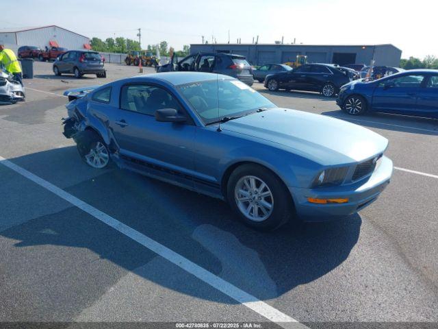  Salvage Ford Mustang