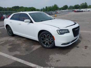  Salvage Chrysler 300