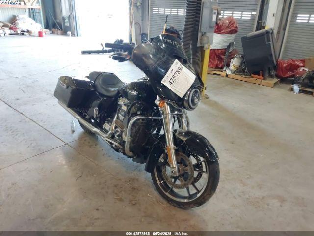  Salvage Harley-Davidson Flhx