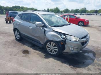  Salvage Hyundai TUCSON