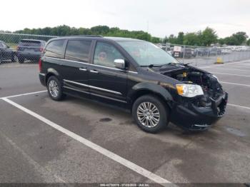  Salvage Chrysler Town & Country