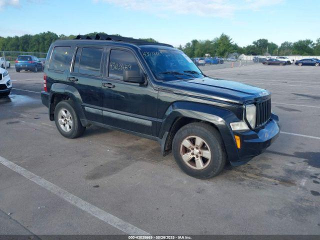  Salvage Jeep Liberty