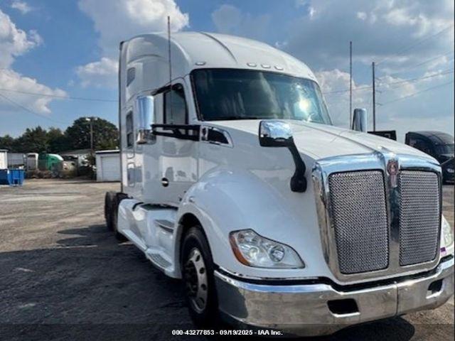  Salvage Kenworth T680