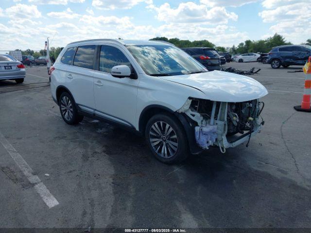  Salvage Mitsubishi Outlander