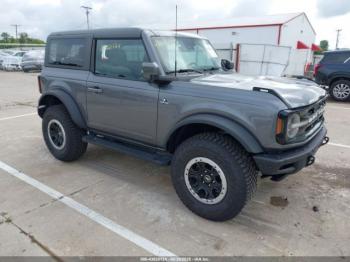  Salvage Ford Bronco