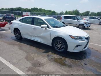  Salvage Lexus Es