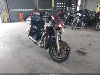  Salvage Harley-Davidson Flhtk
