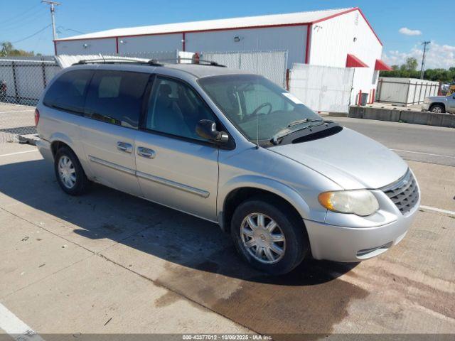  Salvage Chrysler Town & Country