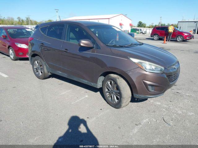  Salvage Hyundai TUCSON