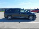 Chrysler Pacifica Limited Image 2