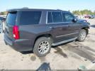 GMC Yukon Denali Image 5