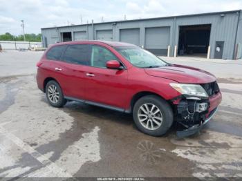  Salvage Nissan Pathfinder