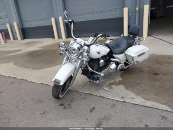  Salvage Harley-Davidson Flhri
