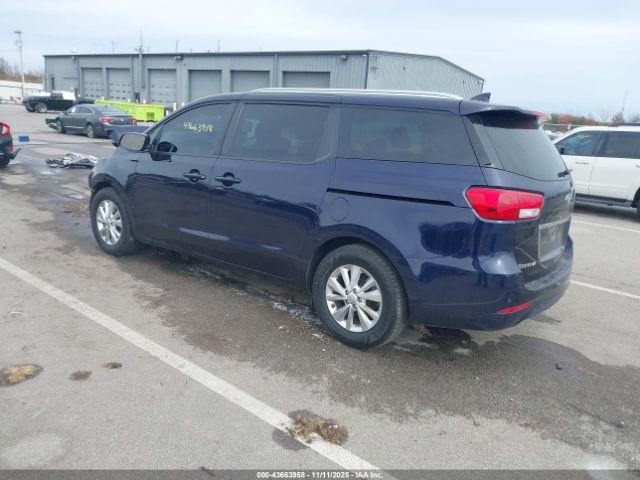 Kia Sedona Lx Image 10