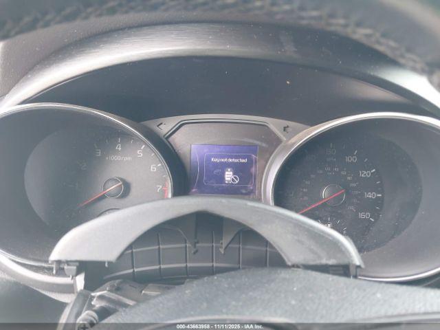 Kia Sedona Lx Image 11