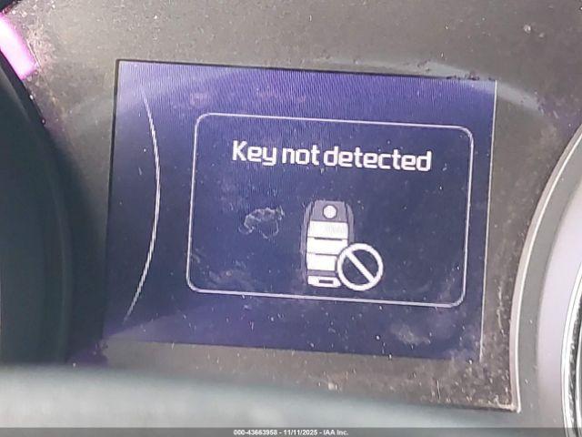 Kia Sedona Lx Image 8