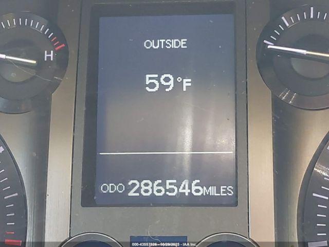 Lexus Gx Premium Image 12