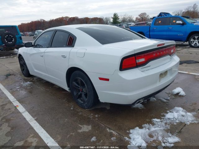 Dodge Charger Se Image 5