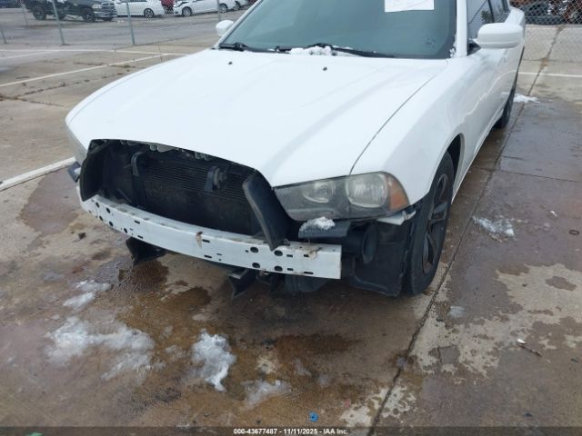 Dodge Charger Se Image 4