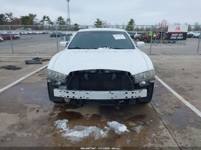 Dodge Charger Se Image 2