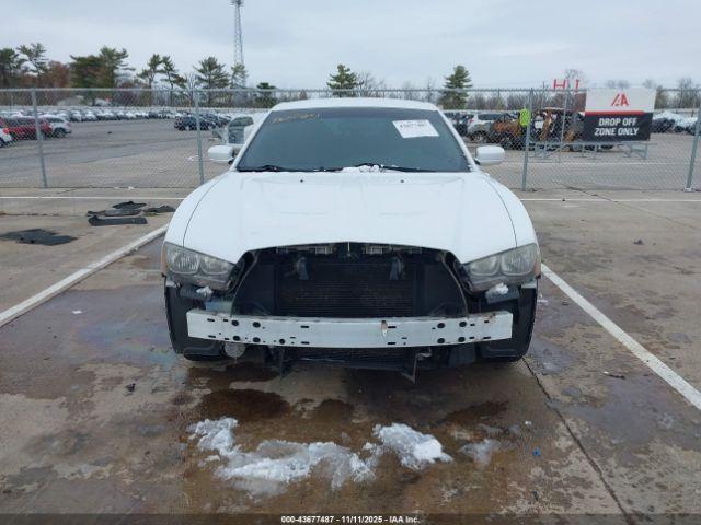 Dodge Charger Se Image 2