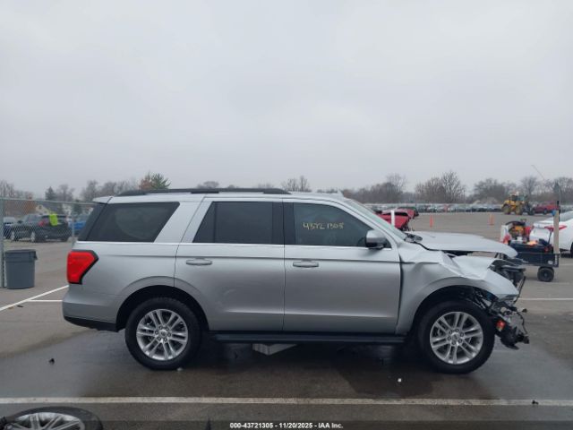 Ford Expedition Xlt Image 12