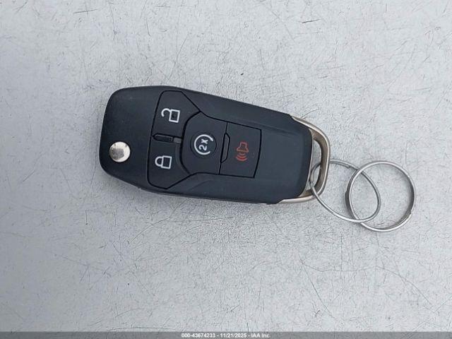 Ford F-150 Xlt Image 8