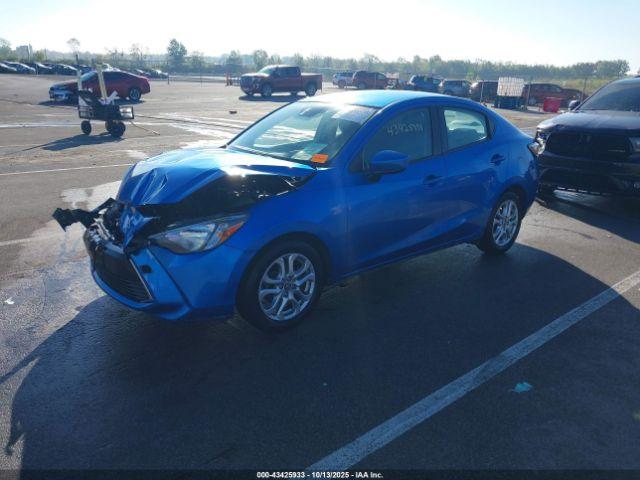 Toyota Yaris Image 13