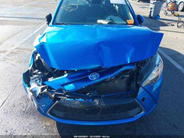 Toyota Yaris Image 14