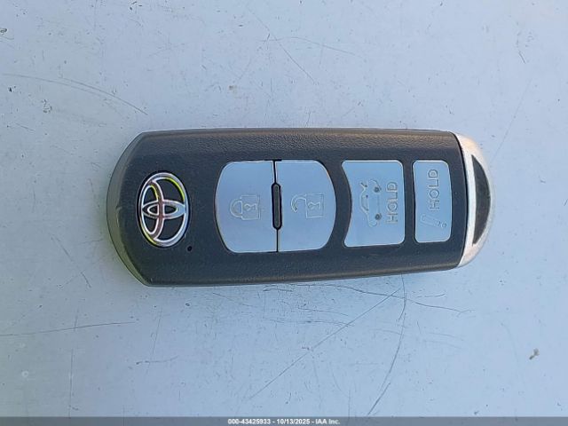 Toyota Yaris Image 11