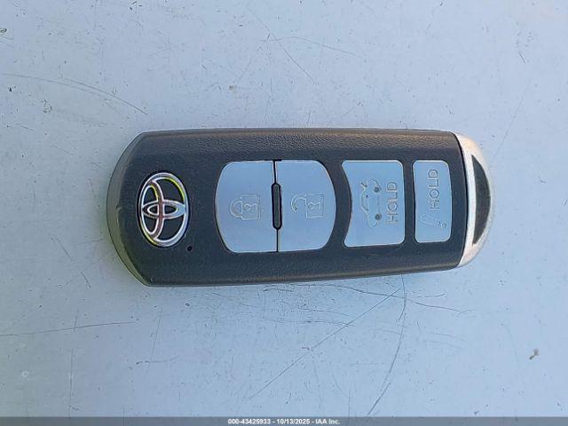 Toyota Yaris Image 11