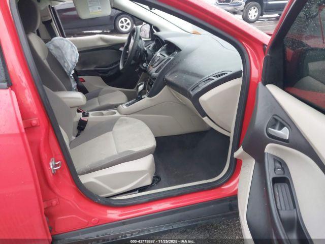 Ford Focus Se Image 15