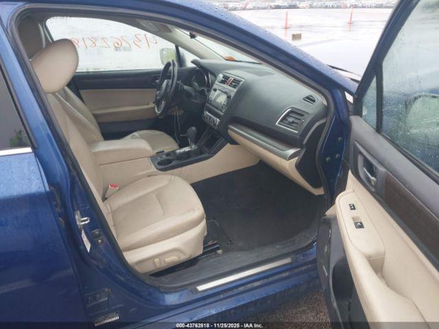 Subaru Legacy 2.5i Limited Image 8