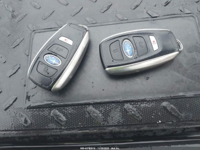 Subaru Legacy 2.5i Limited Image 11