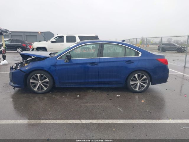 Subaru Legacy 2.5i Limited Image 13