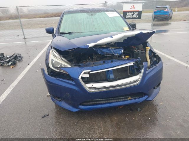 Subaru Legacy 2.5i Limited Image 17