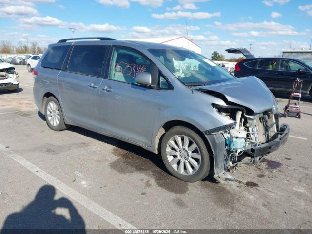  Salvage Toyota Sienna