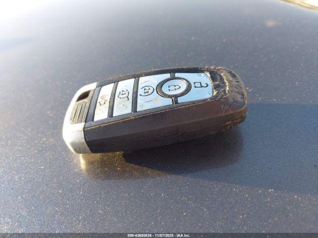 Ford Explorer Xlt Image 9