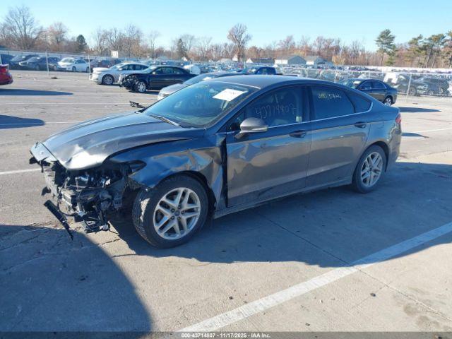 Ford Fusion Se Image 2