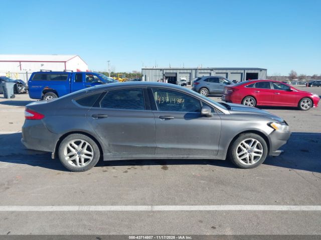 Ford Fusion Se Image 9