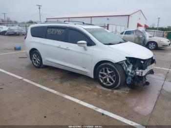  Salvage Chrysler Pacifica
