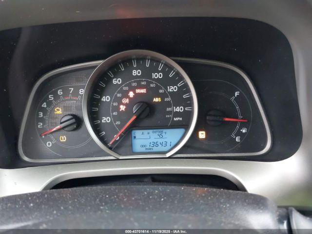 Toyota RAV4 Le Image 6