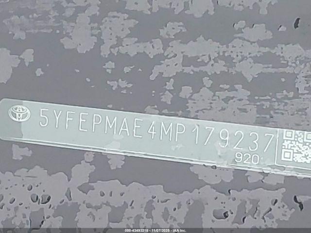 Toyota Corolla Le Image 7