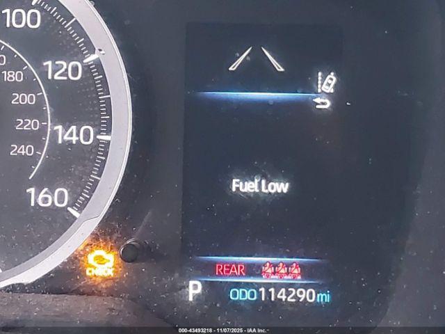 Toyota Corolla Le Image 10